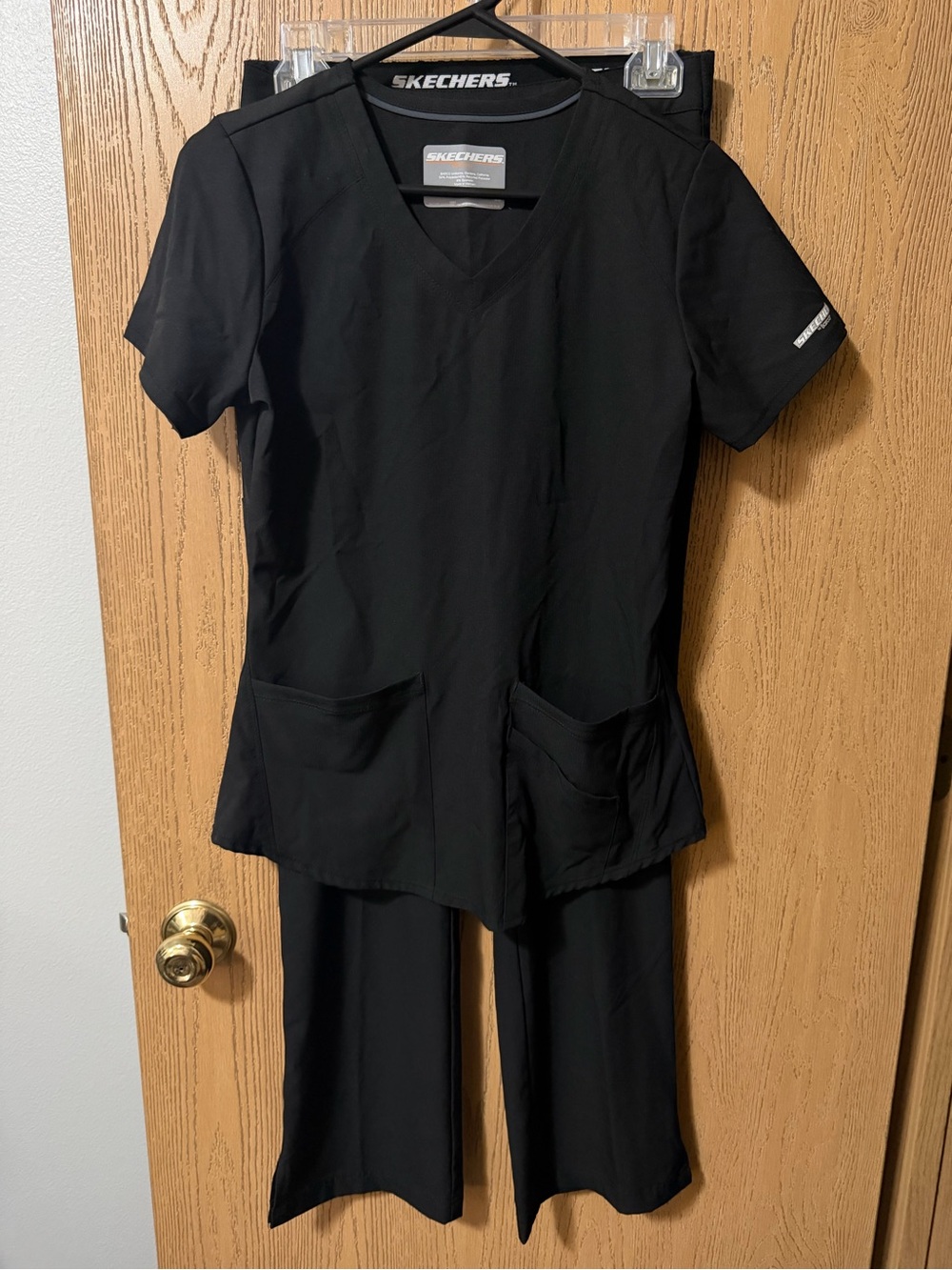 Skechers Black Medical Scrub Top and Pants Set